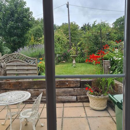 The Old Sun Private Cottage Frome Luaran gambar